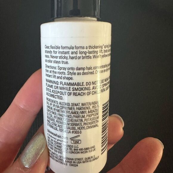 Color WOW Raise the Root Thicken + Lift Spray - Picture 3 of 4